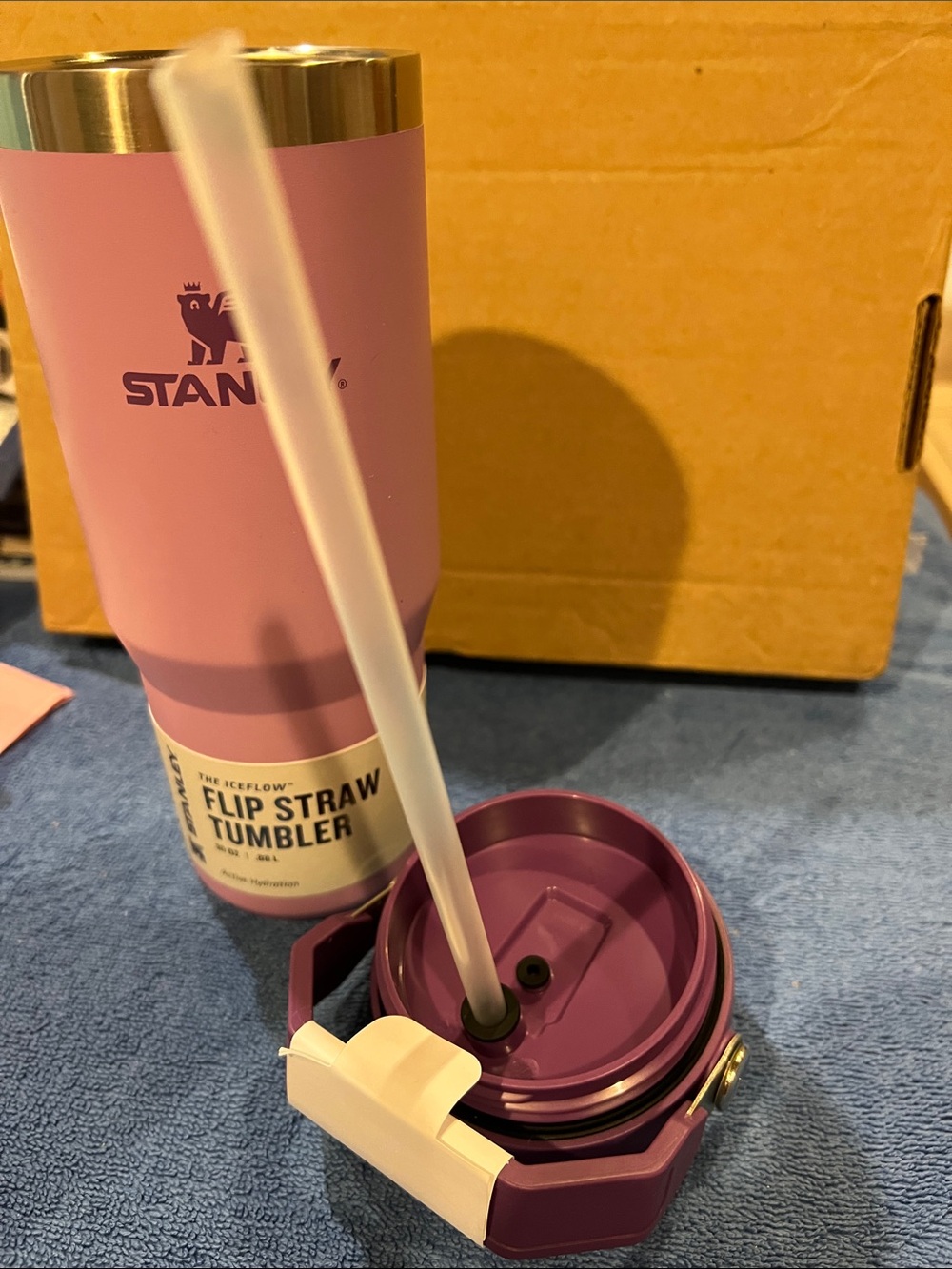 Stanley Pink and Plum Flip Straw Tumbler - Picture 6 of 7